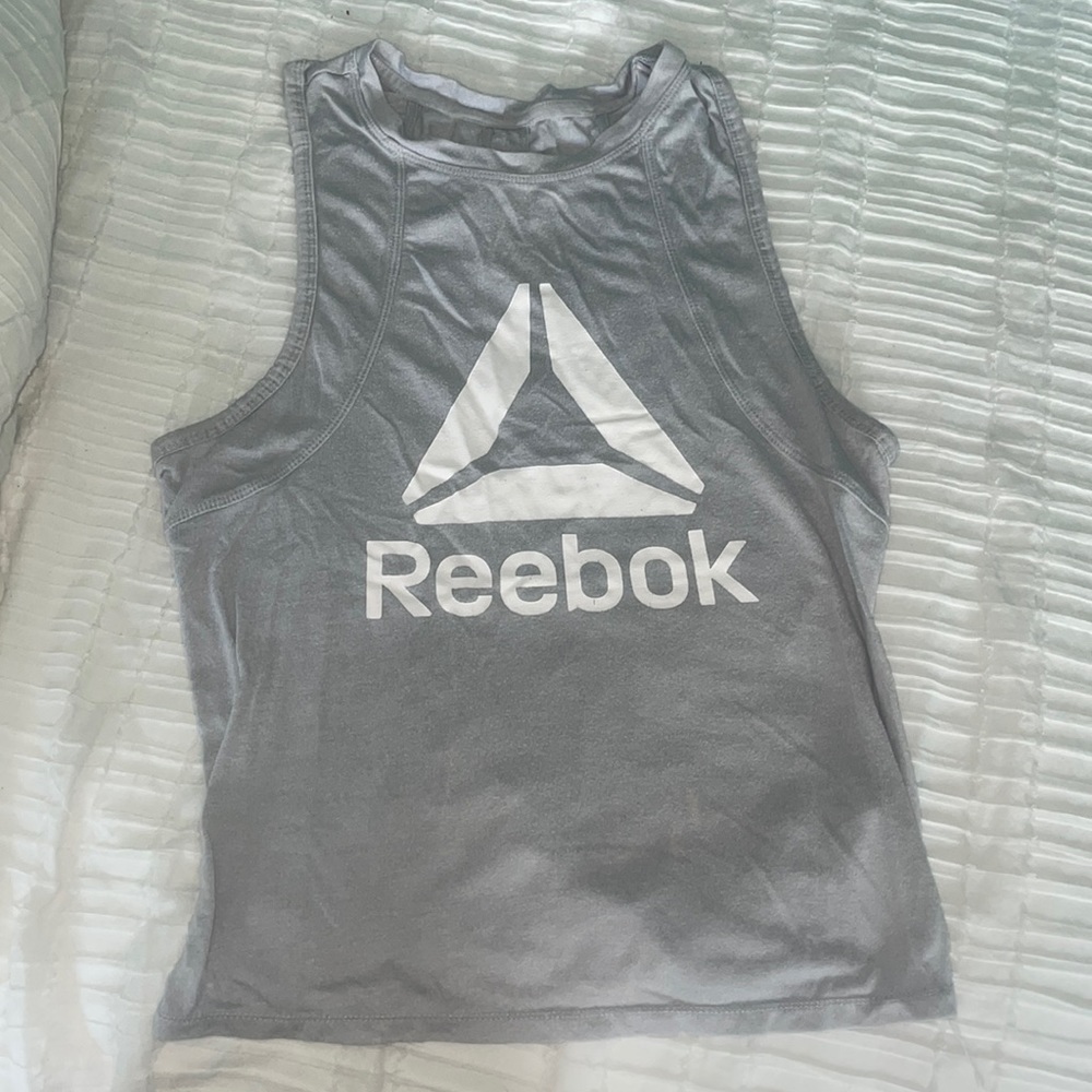 Reebok work out top. Size: XS. Grey